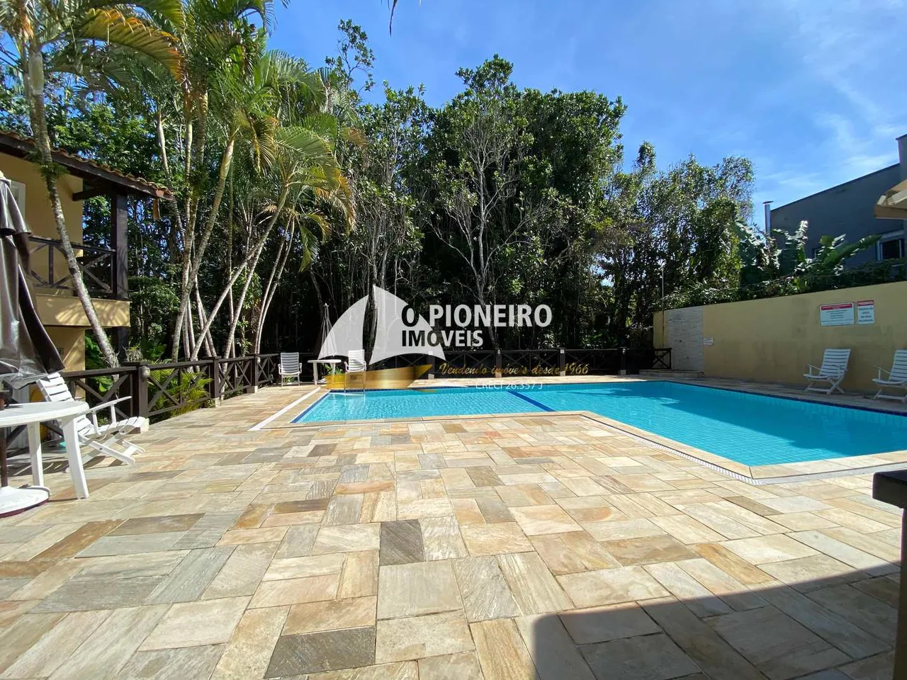 Casa de condomínio disponível para a venda em Barra do Una.
