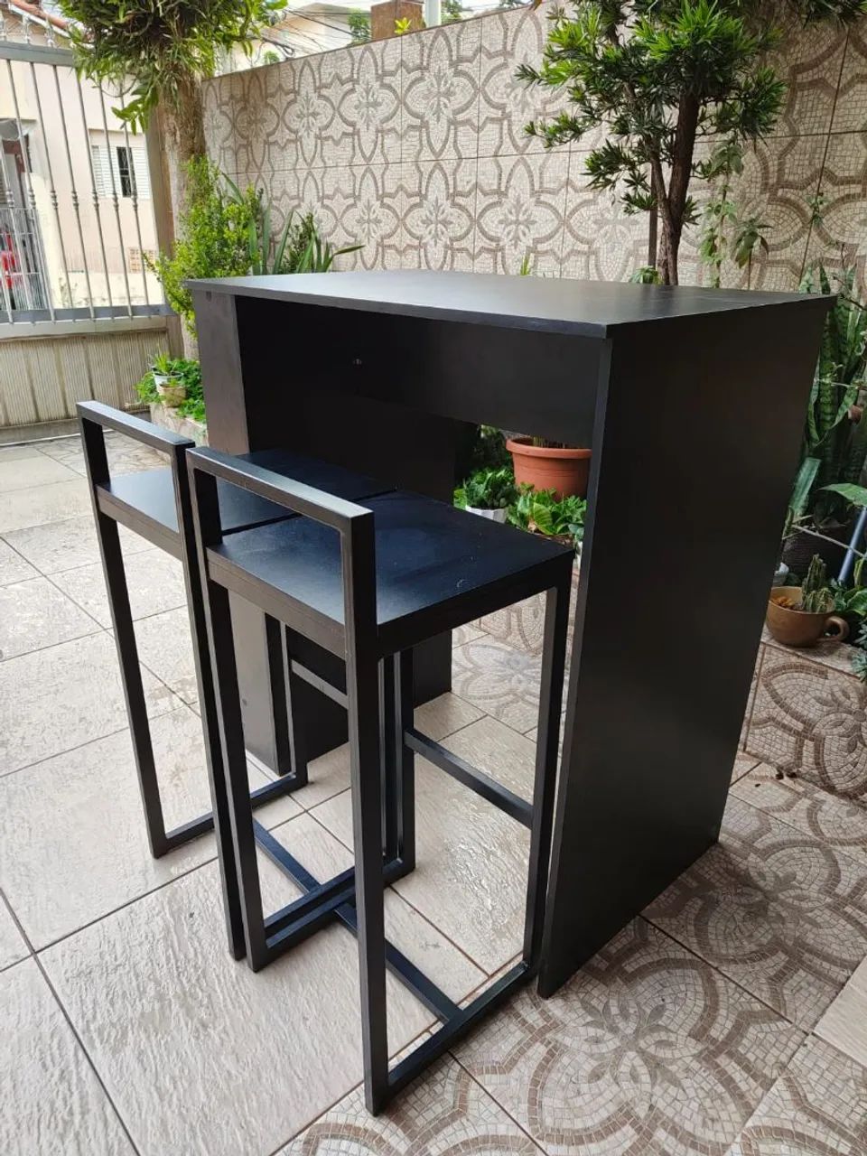 Bancada com banquetas moderna e versátil  - Foto 3