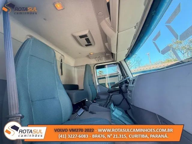VOLVO VM 270 2022 BAÚ 8,50M - Foto 8