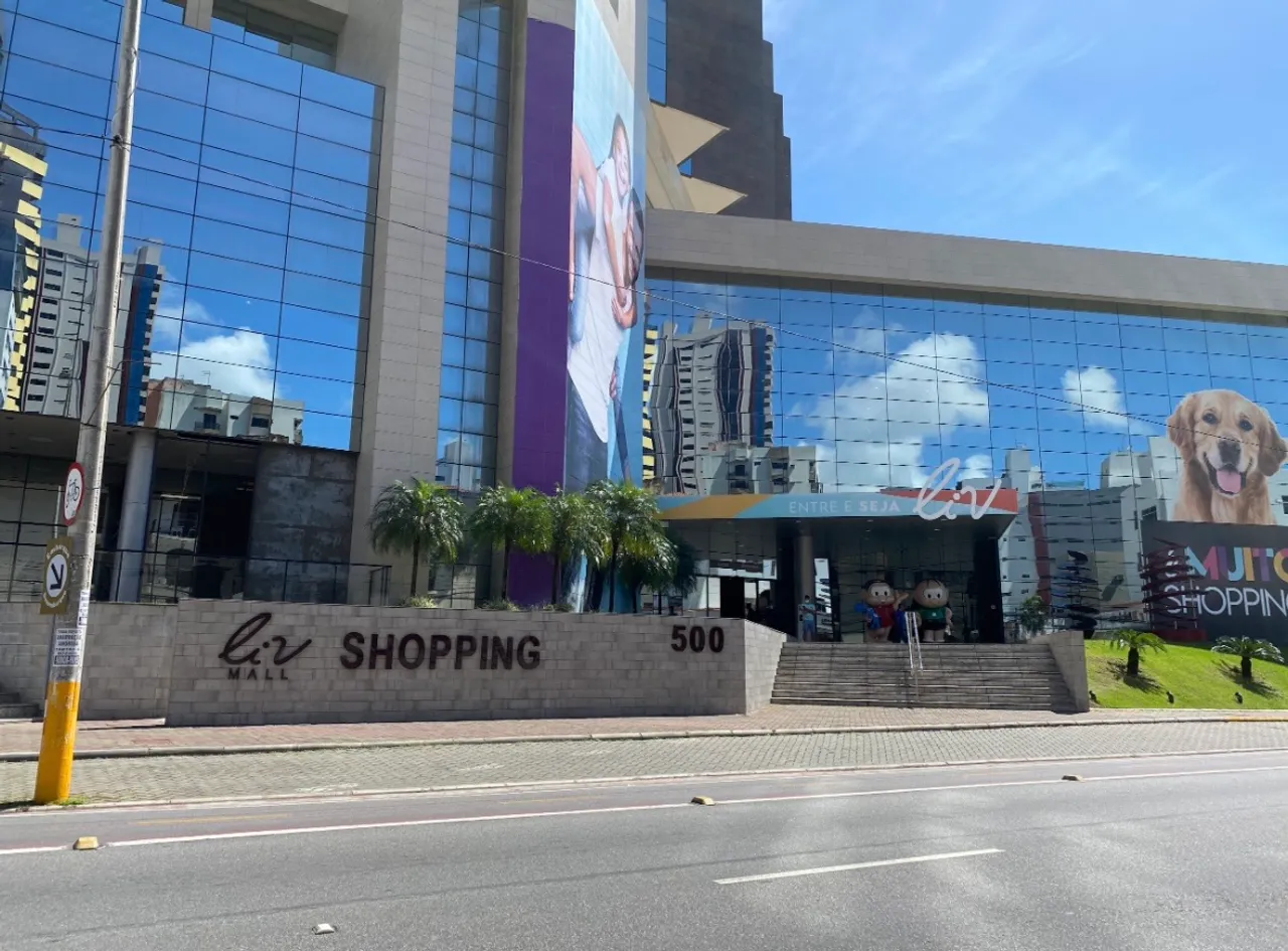 Sala comercial no Livmall