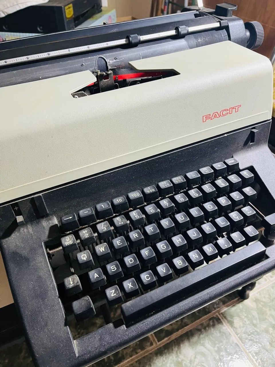 Máquina de Escrever Facit65171898070147124
