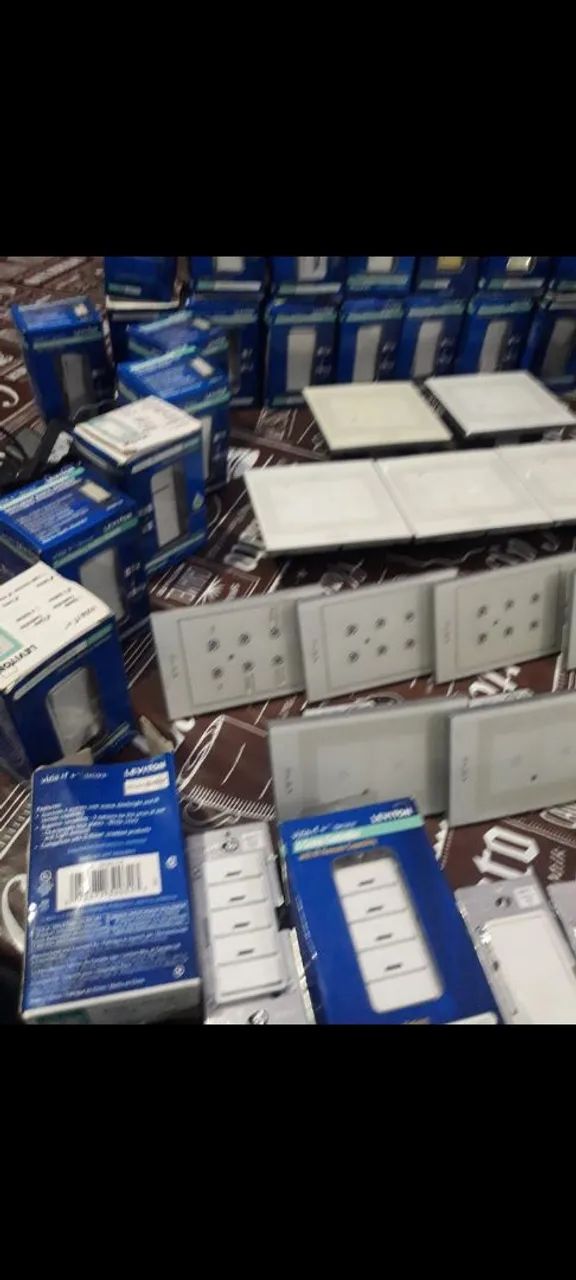 OLote de equipamentos de iluminação residencial Leviton FlexAutomation novos e seminovos - Foto 3