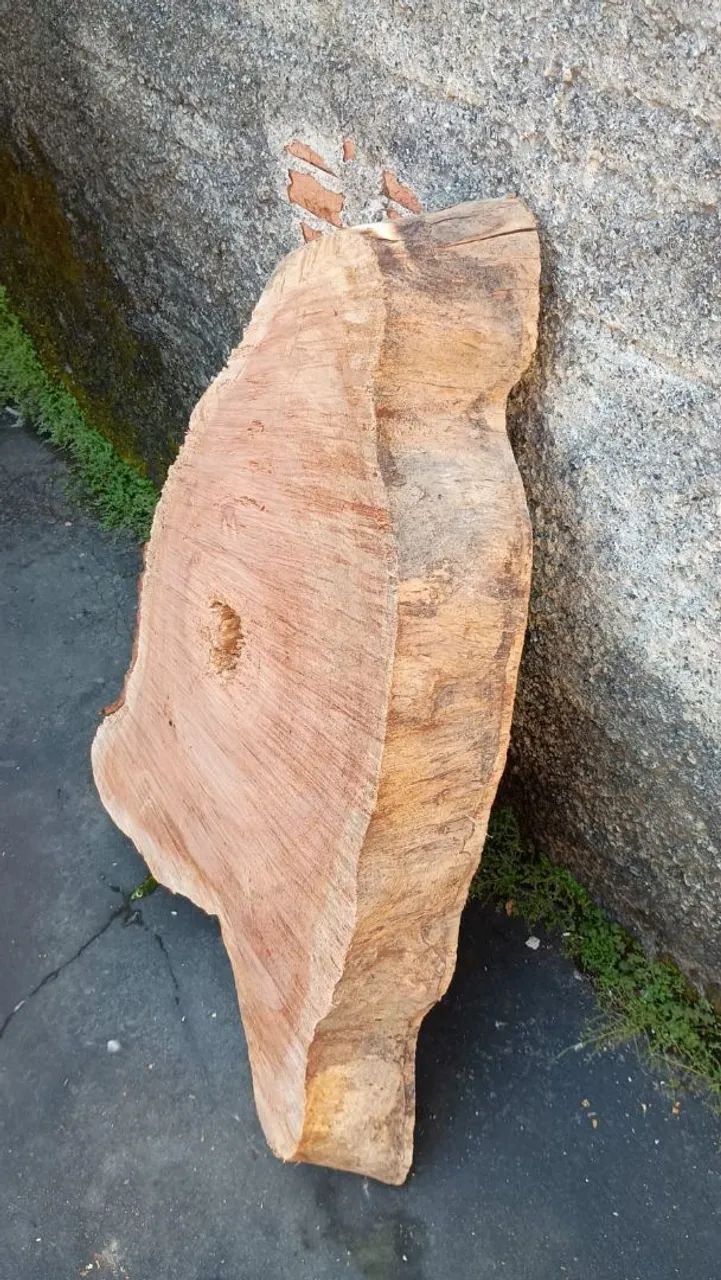 Madeira cedro64175984498563122