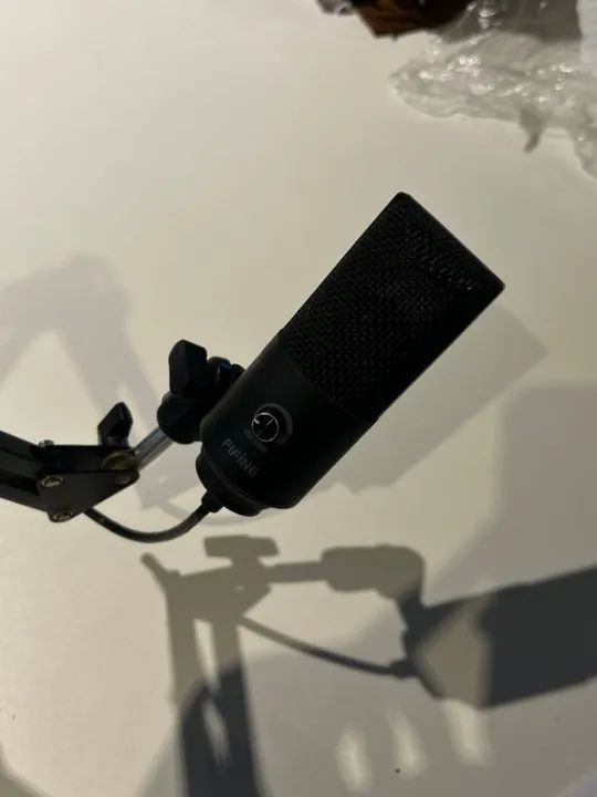 Microfone e Pé de Articulavel