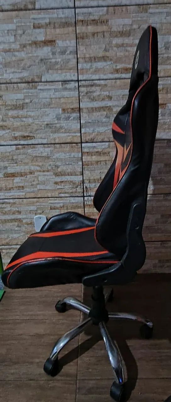 Cadeira GAMER USADA Marca CT - Foto 4