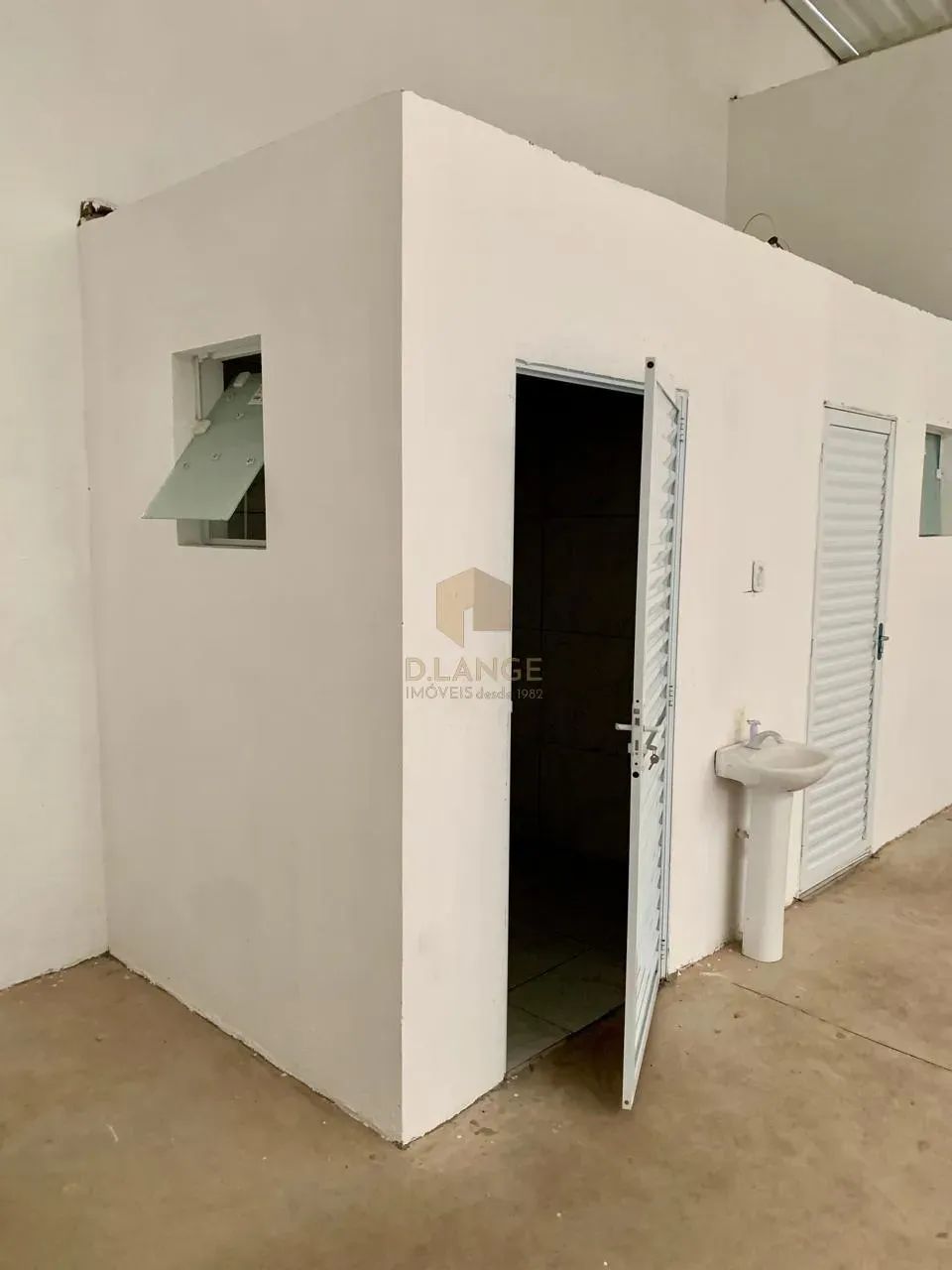 Salão Comercial para Locação na Av. Emilio Bosco no Matão em Sumaré! - Foto 3