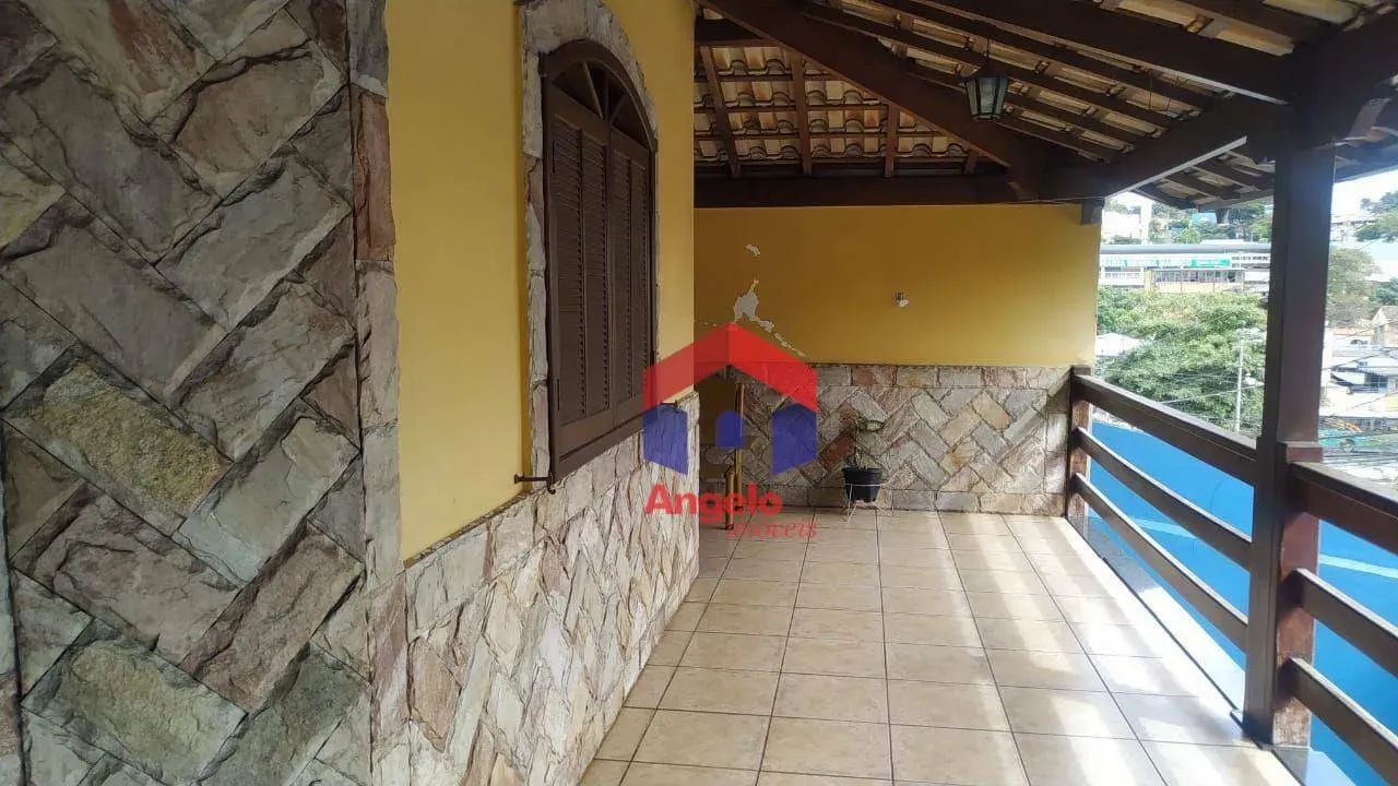 Casa com 4 dormitórios à venda, 322 m² por R$ 950.000,00 - Cenaculo - Belo Horizonte/MG
