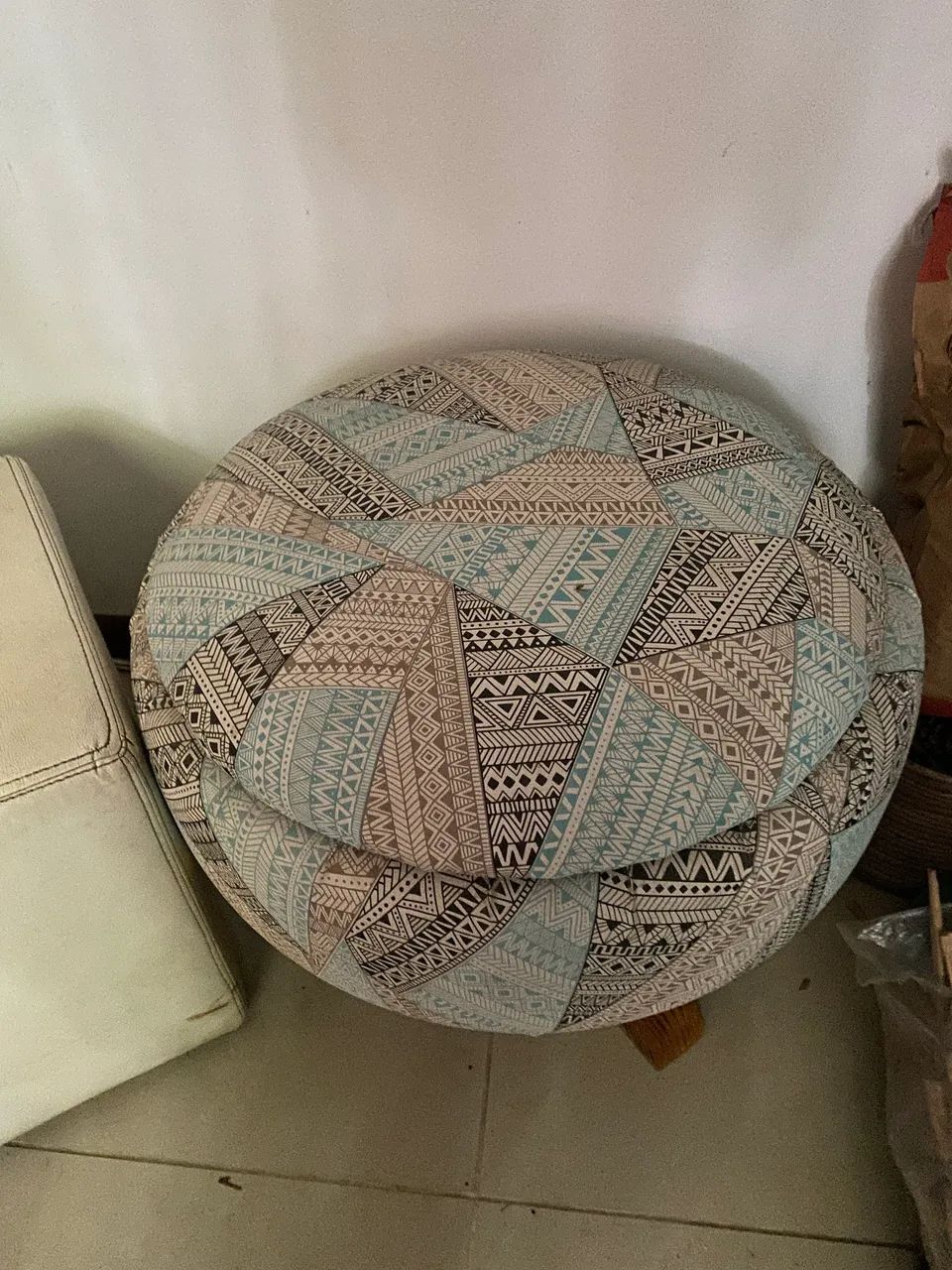 Puf com baú Tok Stok 