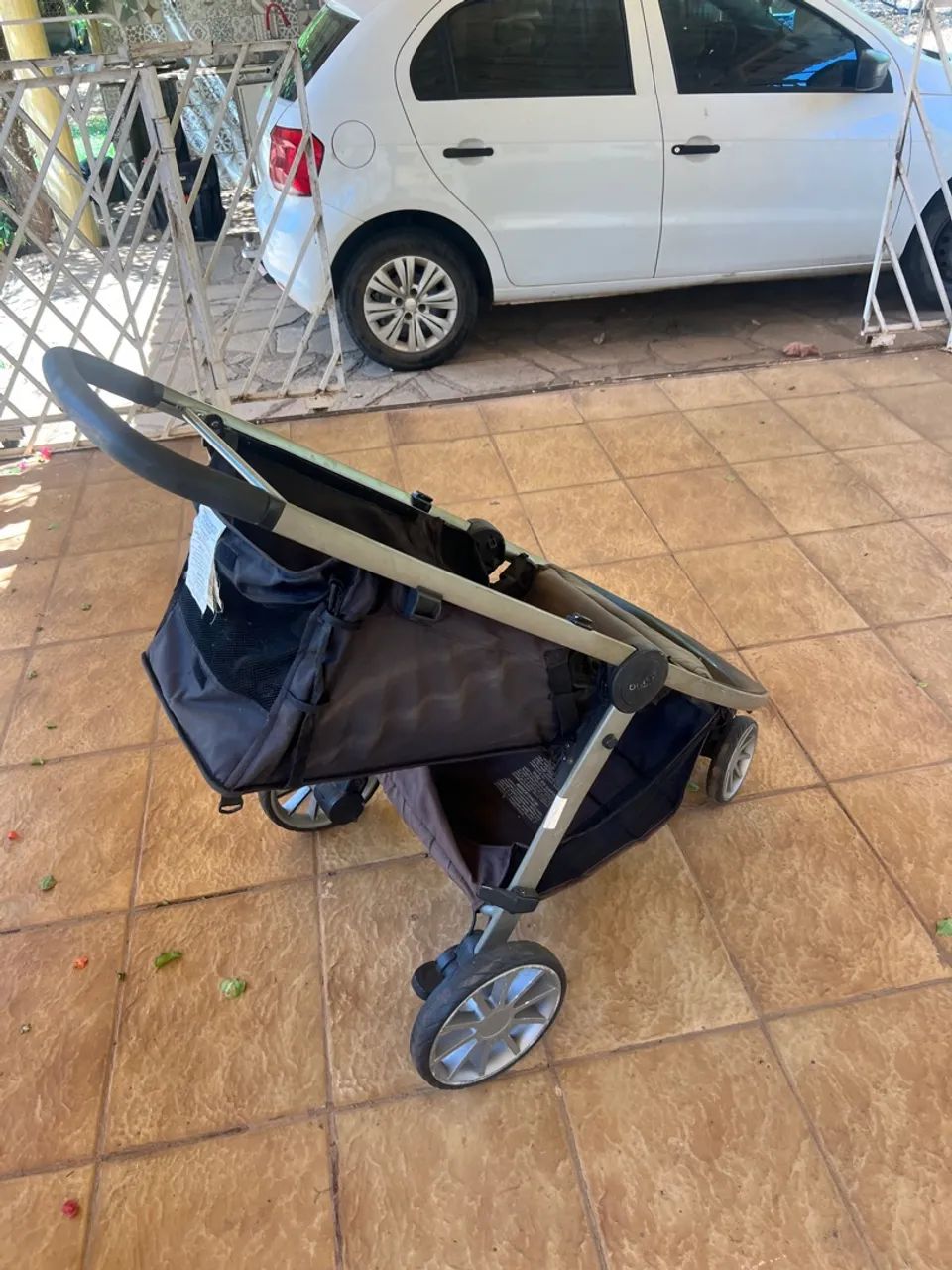 Carrinho britax usado  - Foto 3