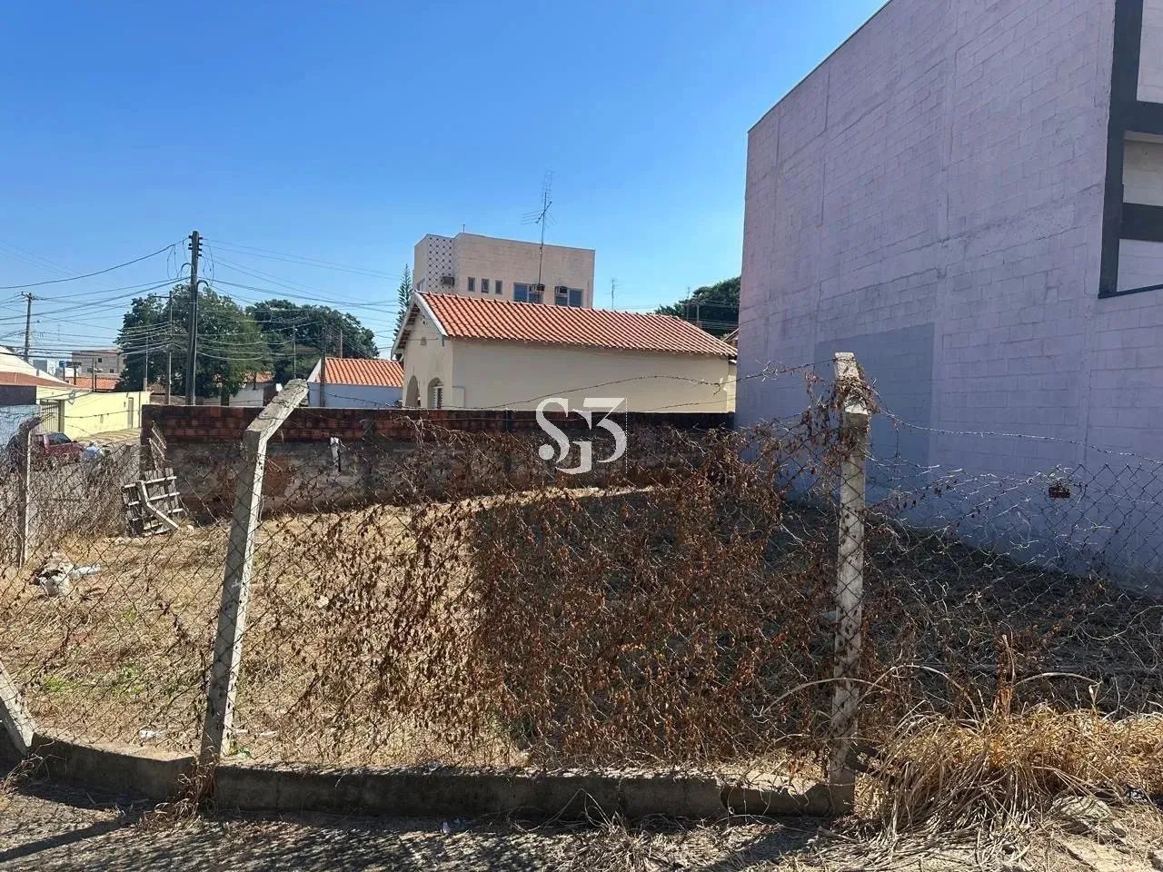 BELÍSSIMO TERRENO À VENDA COM PROJETO - VILA MARIETA EM CAMPINAS,SP - Foto 2