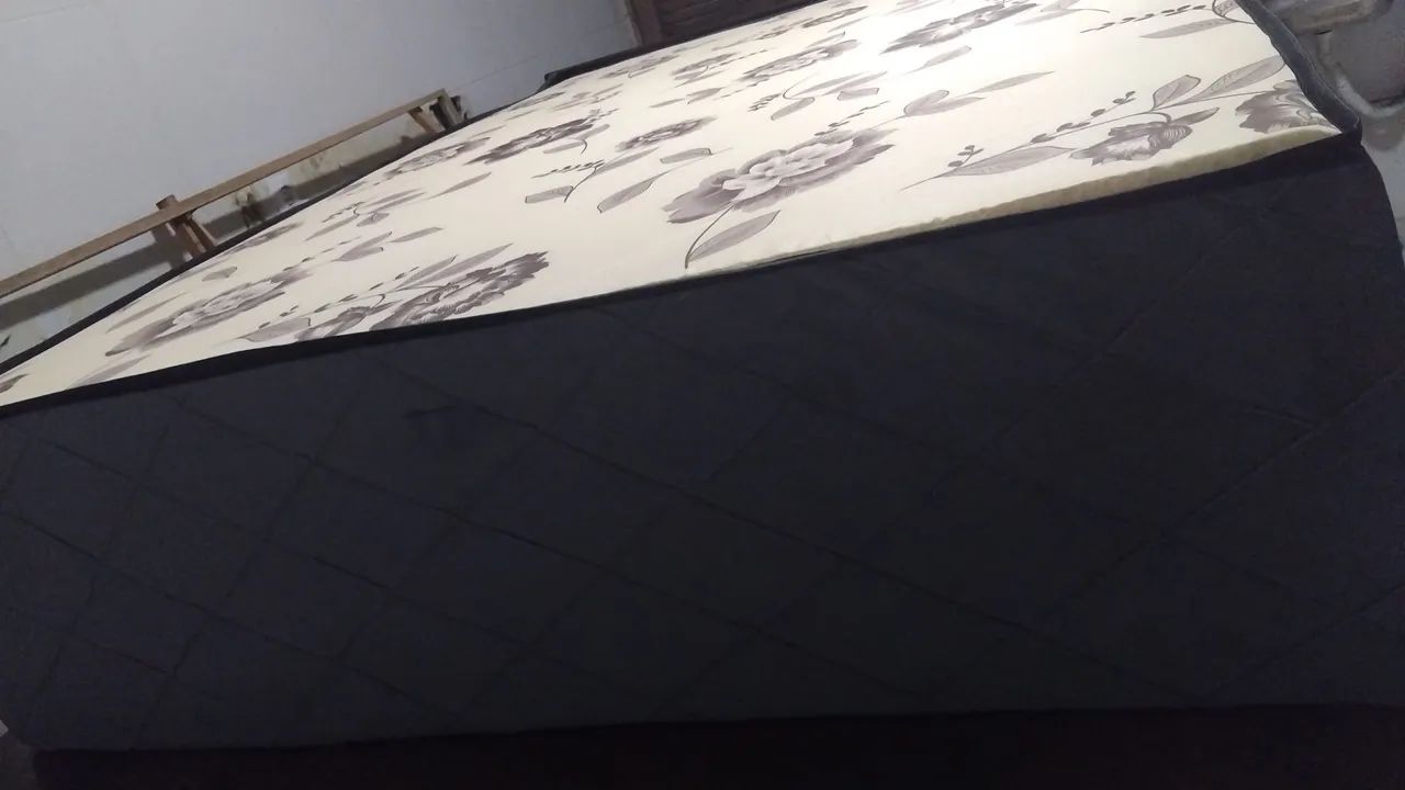Cama Box Casal nova com design floral valor 280 - Foto 4