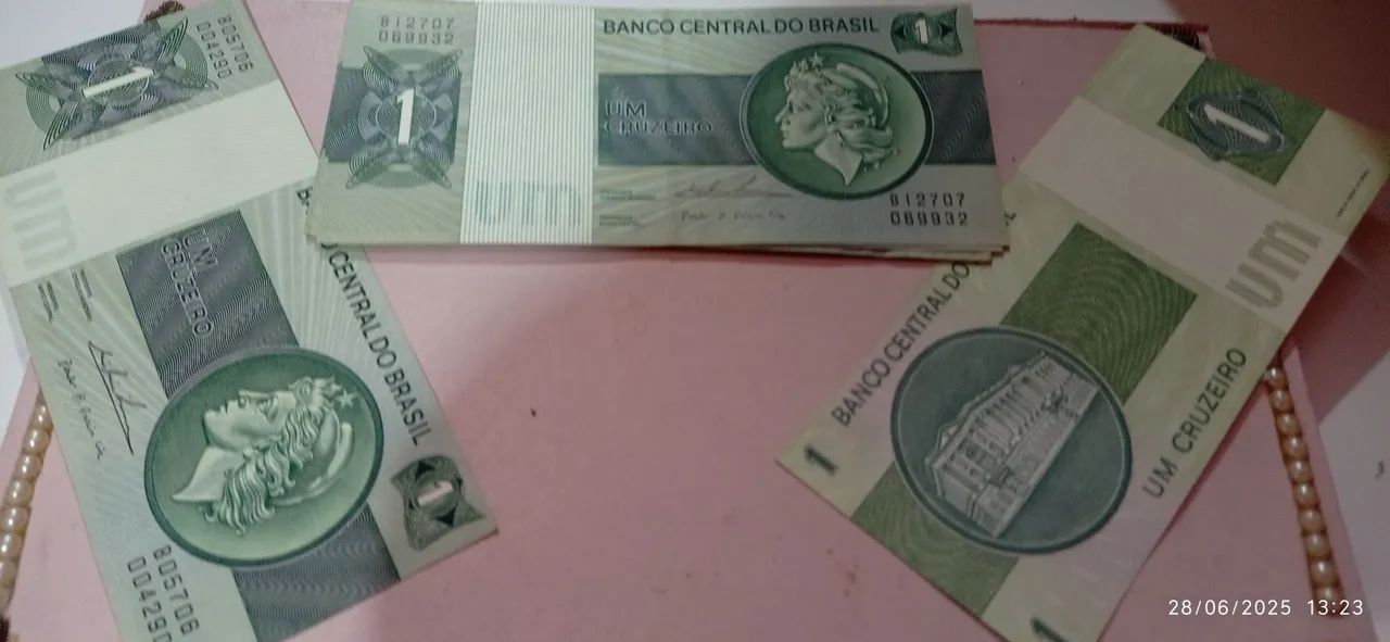 Cedulas um cruzeiro