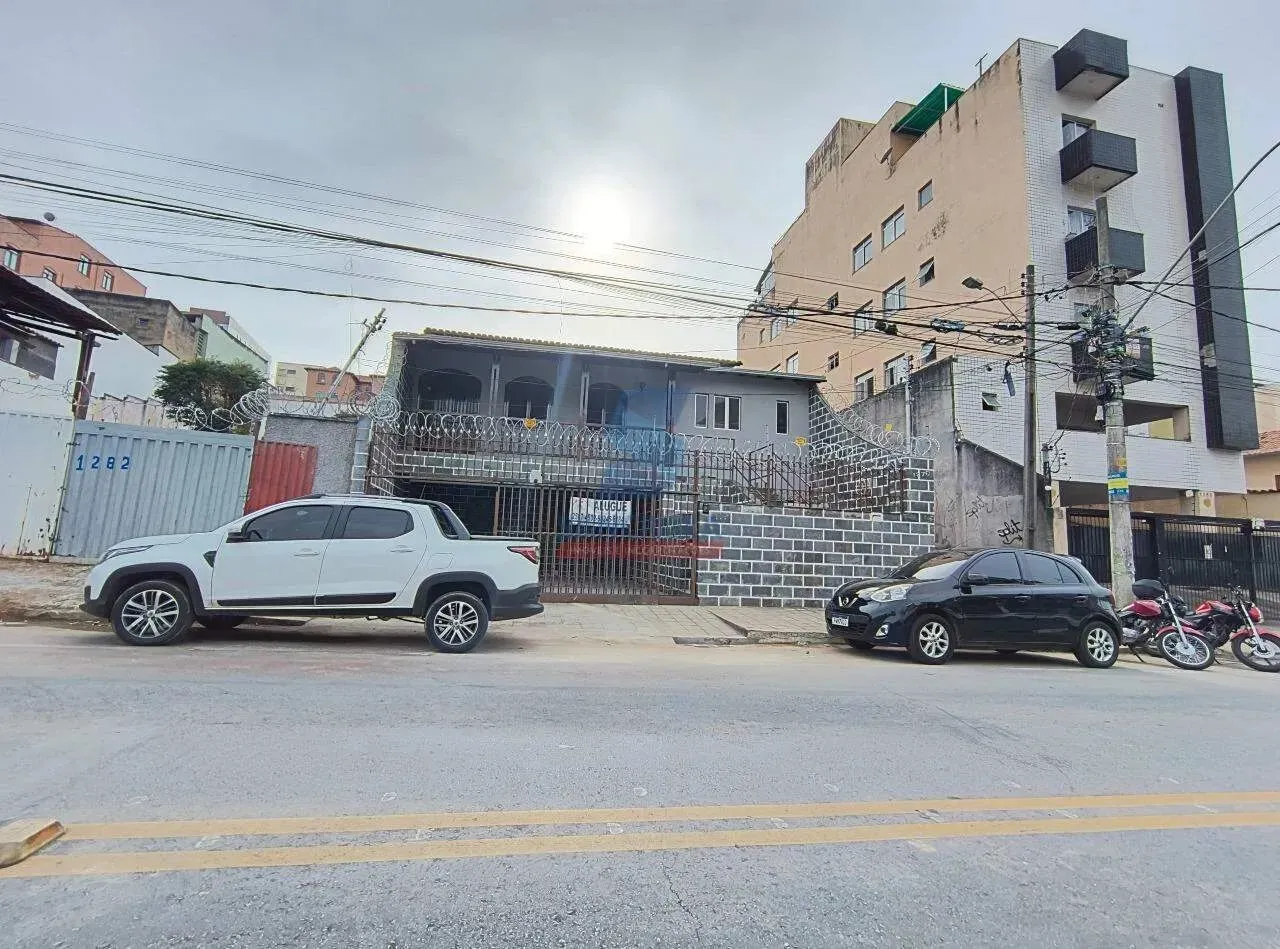 Casa para aluguel, 4 quartos, 1 suíte, 2 vagas, Eldorado - Contagem/MG