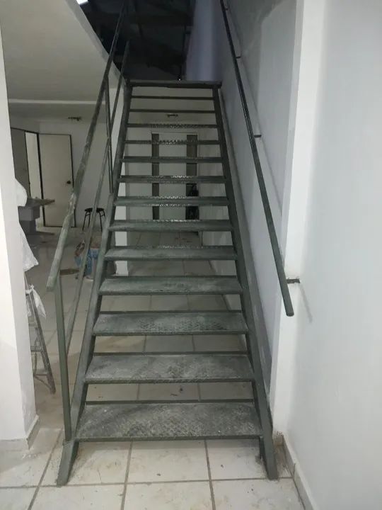 Alugo imóvel comercial no centro de Niterói