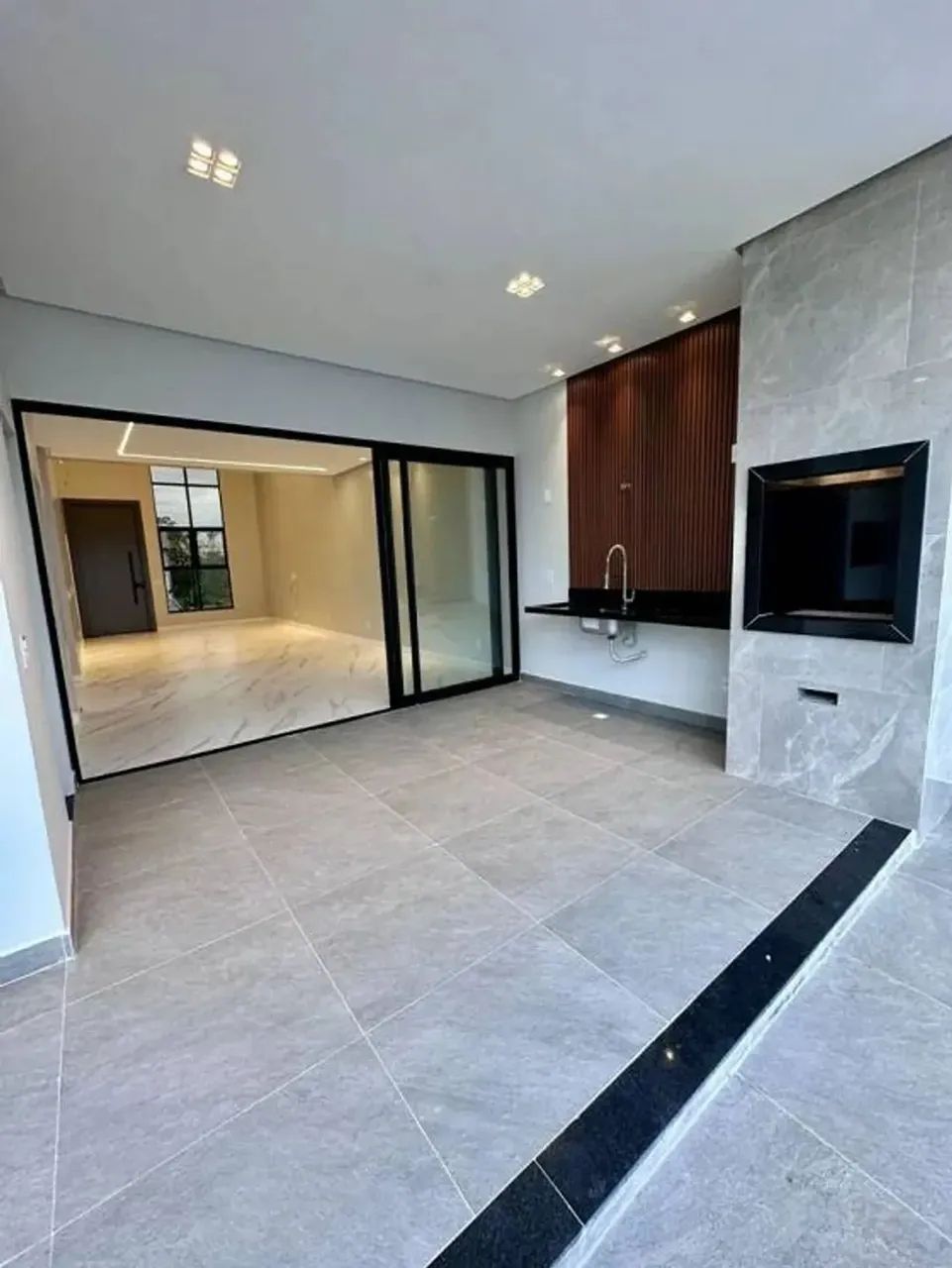 Duplex no Morada dos Passaros 4 Suites  Piscina Espaço Gourmet, Ampla e ventilada, com gra - Foto 4