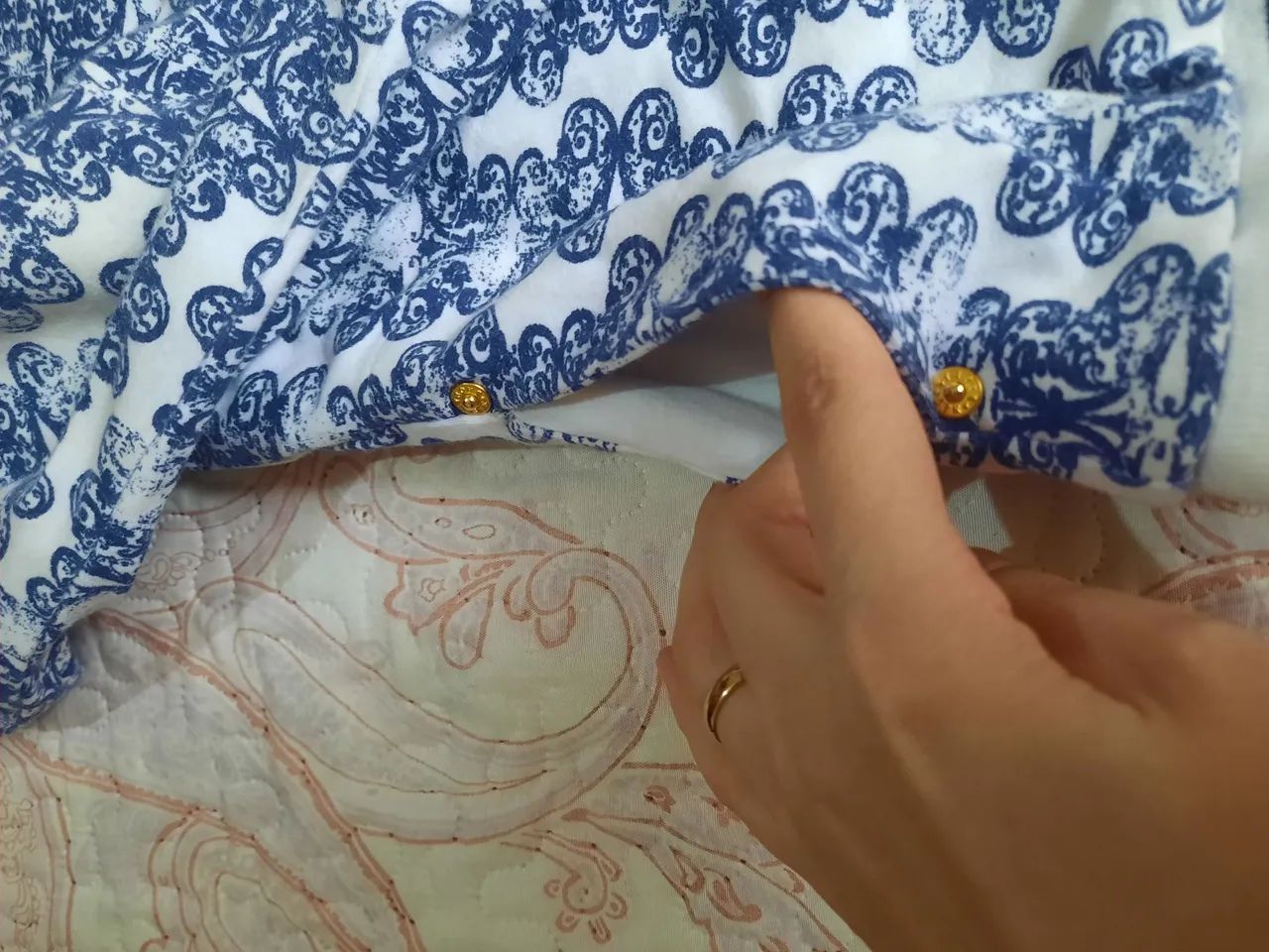 Casaco Stroke Feminino Estampado Azul e Branco - Foto 4