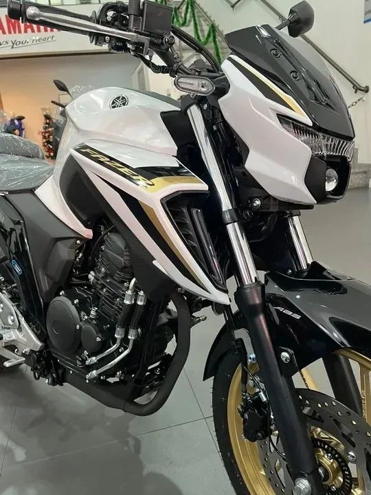 FZ 25 ABS 2025/2025 0KM 48 X SEM ENTRADA (ADA)