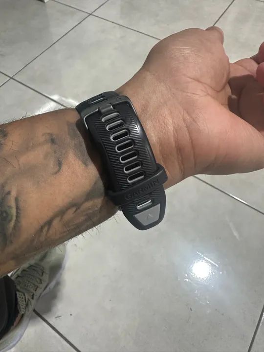 Smartwatch Garmin Forerruner 965 - Foto 3