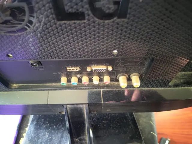 Monitor E Tv 24 Led Lg Com Som Preto - Foto 2