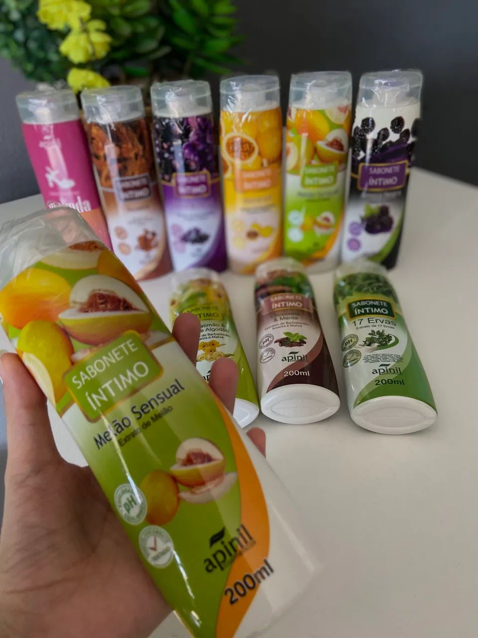 Sabonete íntimo feminino Apinil 200ml