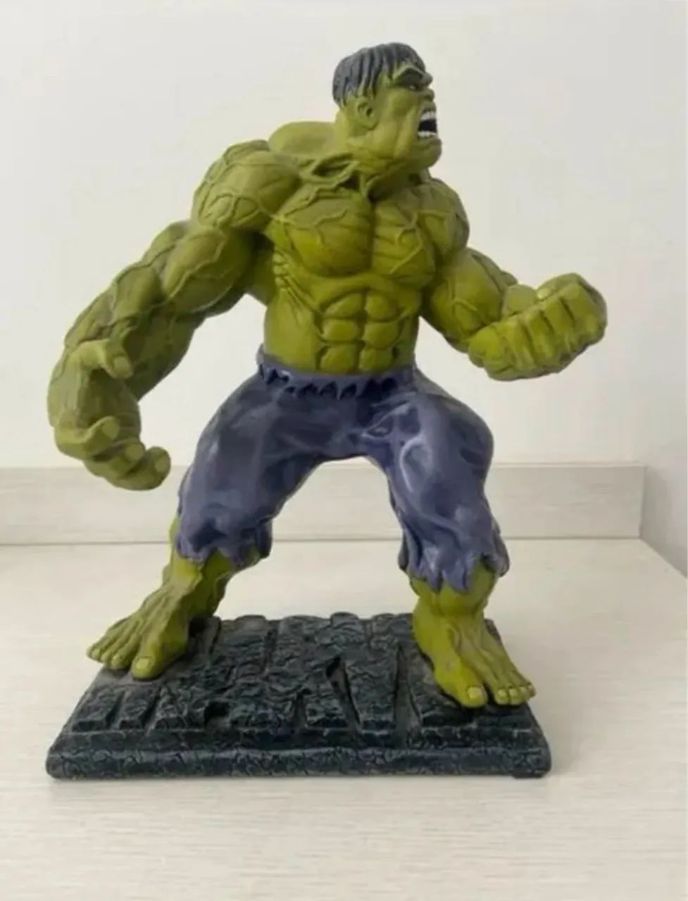 Estátua resina Hulk - Colecionador