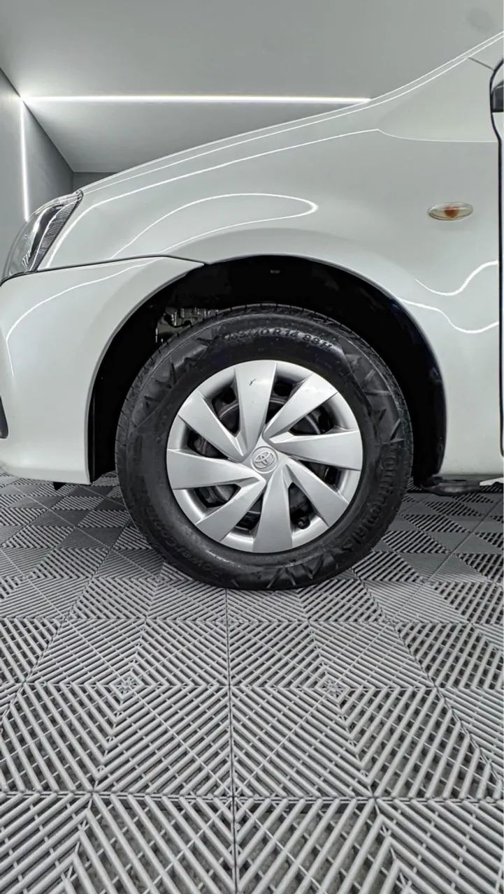 Toyota Etios X Sedan 1.5 2020 - Foto 2