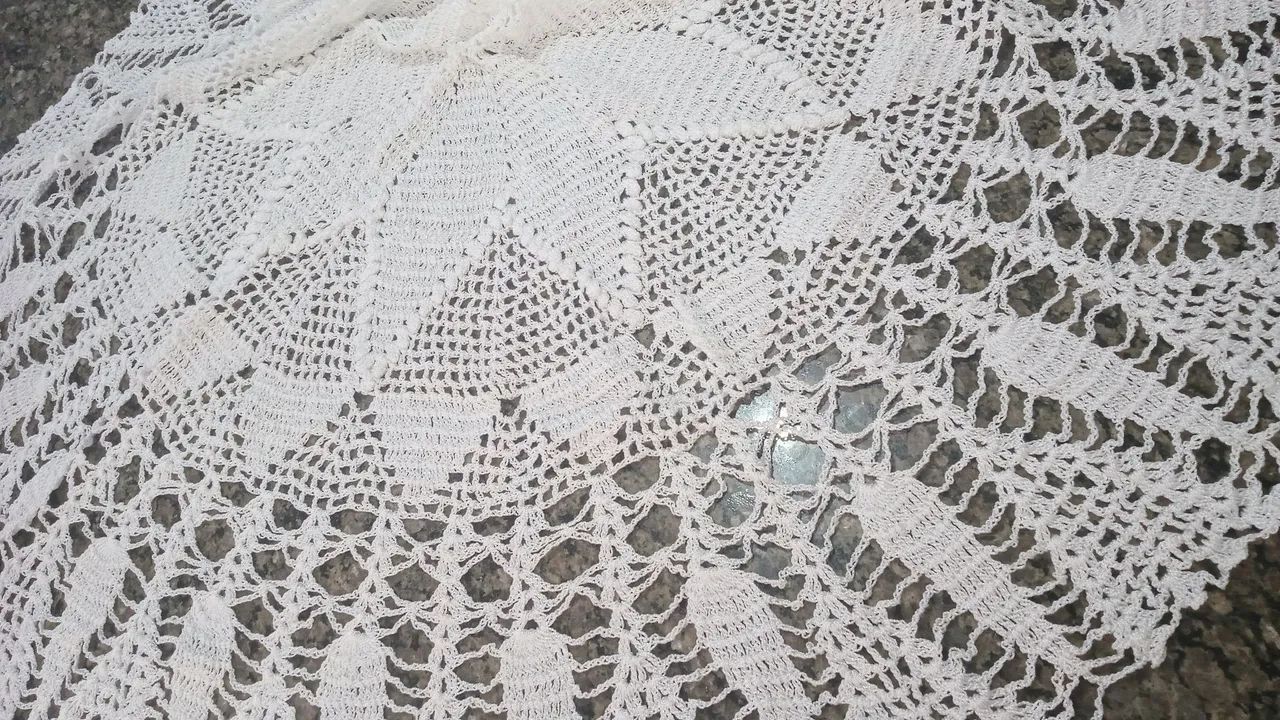 Toalha de mesa de crochê artesanal - Foto 3