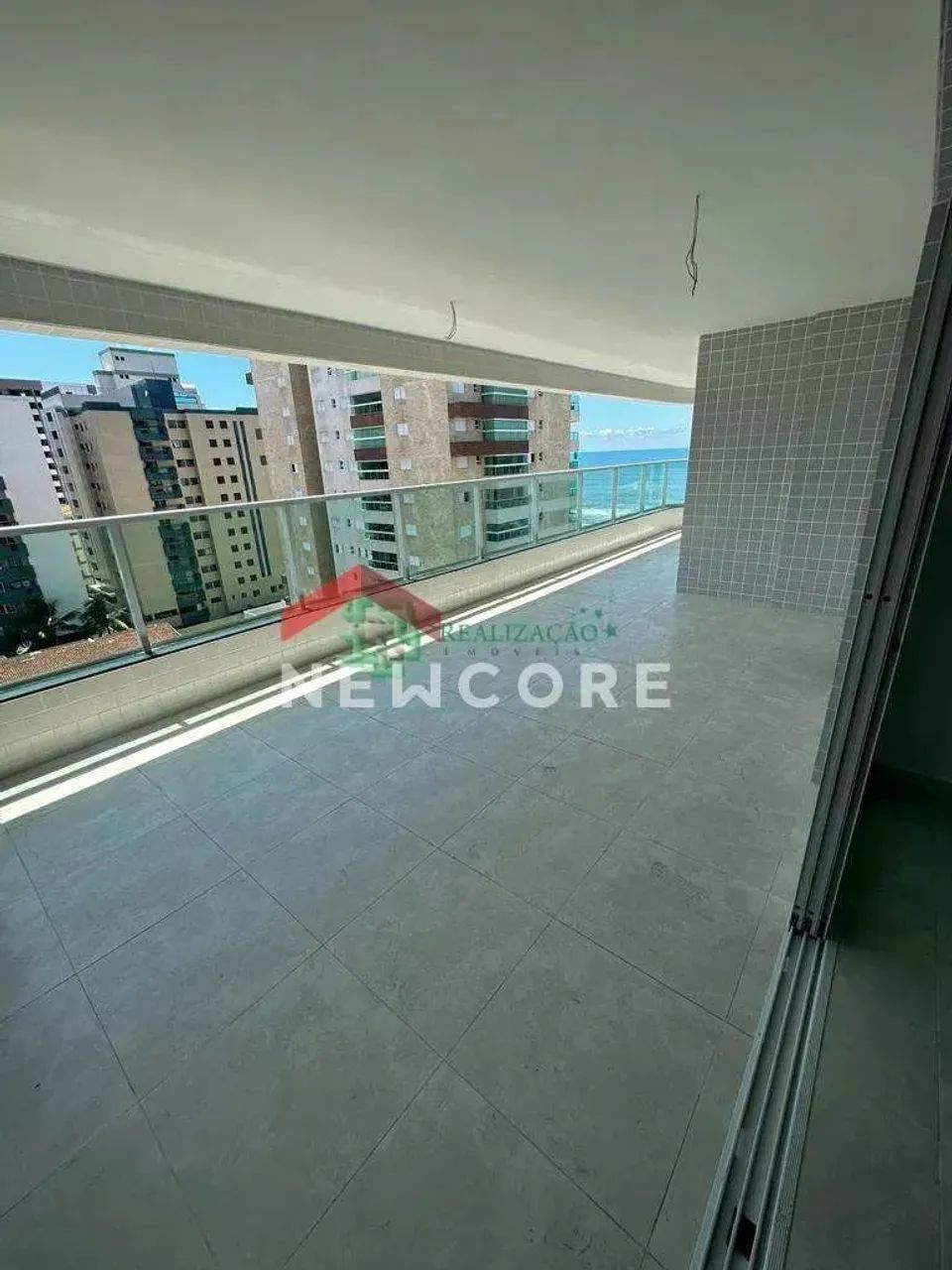 Apartamento em Avenida Ademar de Barros - Centro - Mongaguá/SP - Foto 2