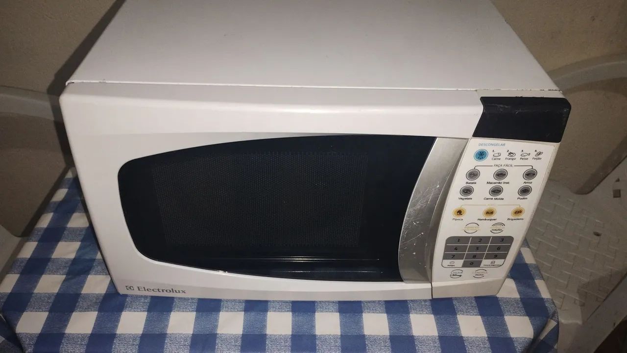 Microondas Eletrolux 18 litros 