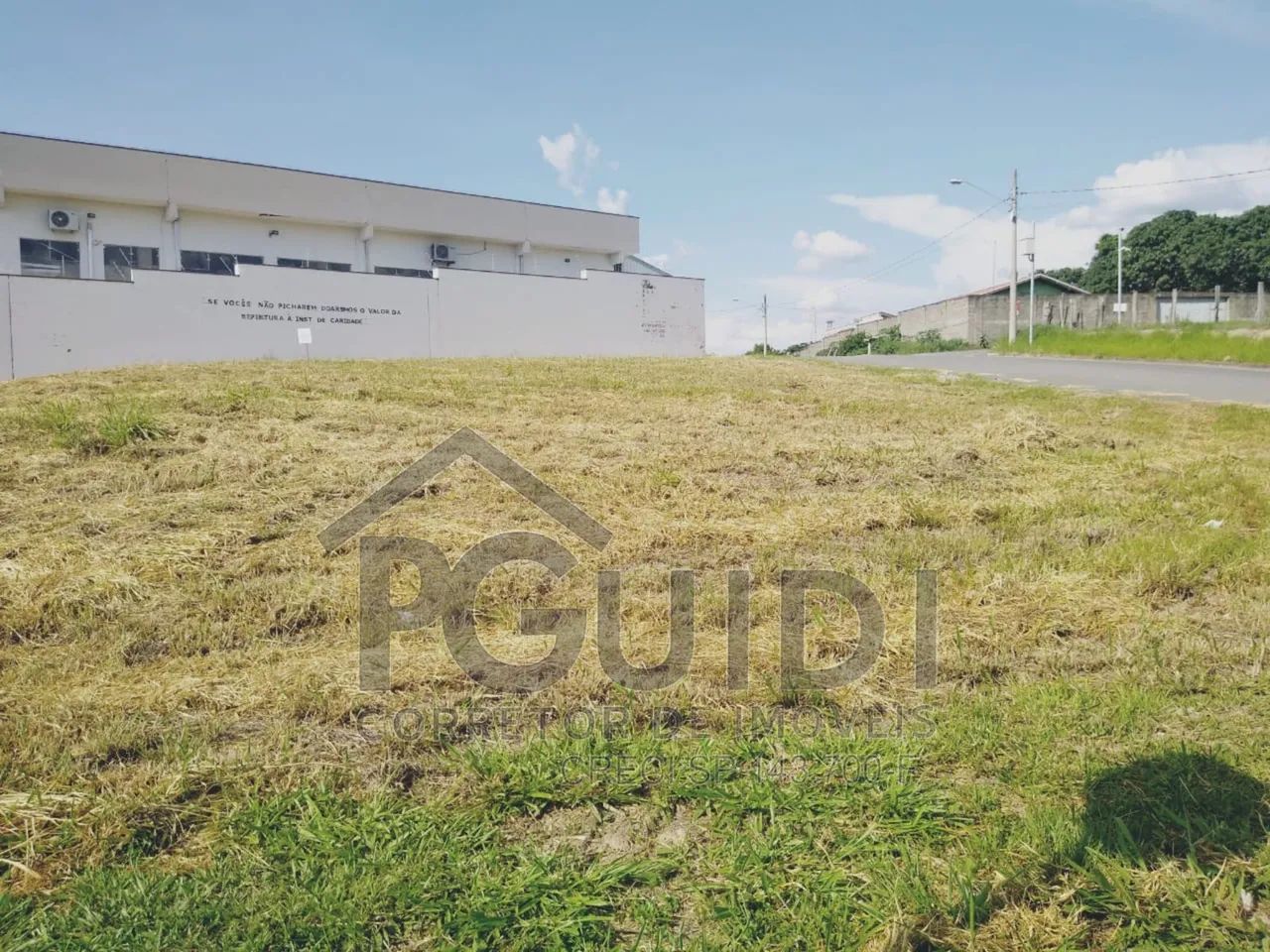 Terreno no campo novo , de esquina em avenida.frente para 3 ruas. - Foto 4