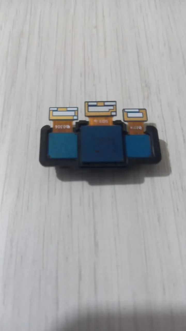 Câmera traseira Samsung Galaxy A31 usado com pequeno defeito. - Foto 5