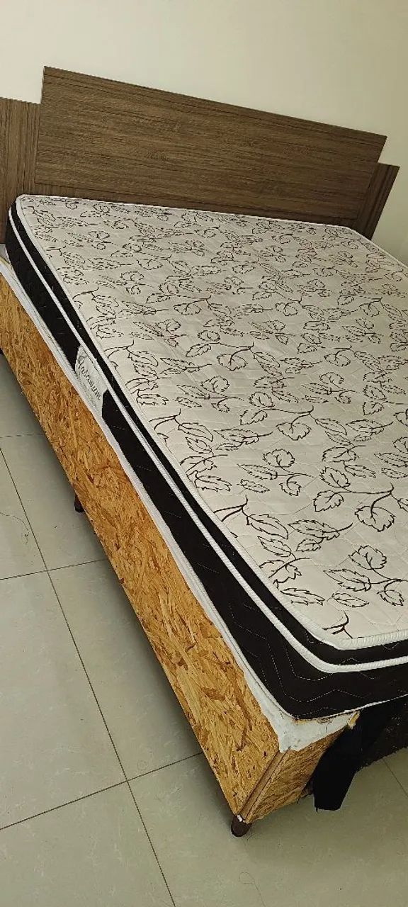 Cama Box de Casal Queen com Colchão e Cabeceira + Brinde jogo completo lençol  - Foto 4