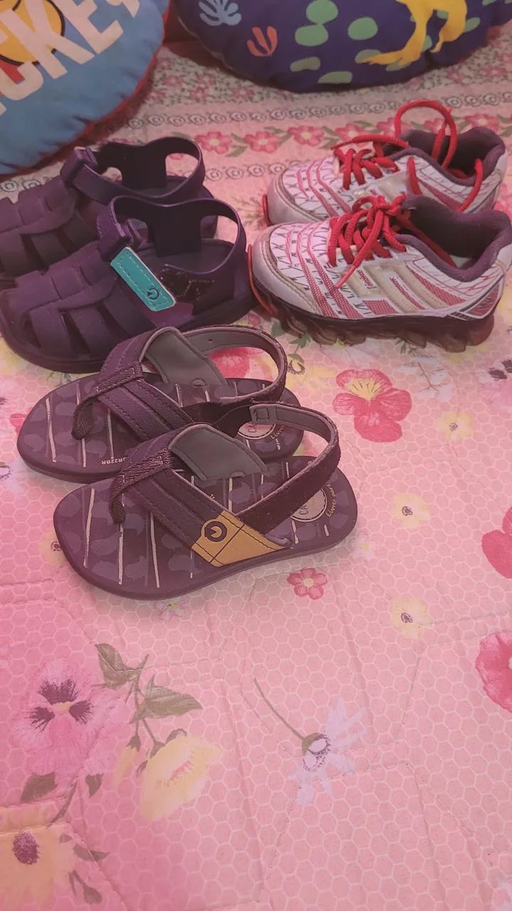 Lote de tênis e sandálias infantis - Foto 3