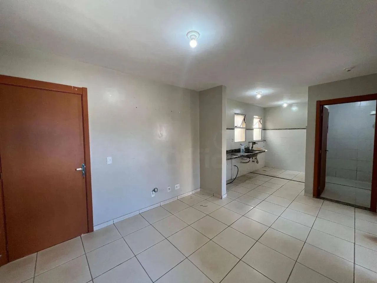Apartamento com 2 dormitórios para alugar, 65 m² por R$ 1.100/mês - Conjunto Villa Verde - - Foto 2