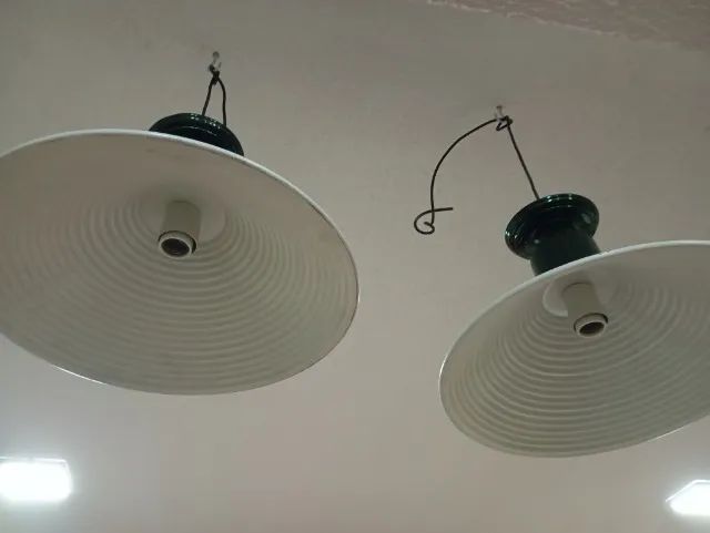 Luminárias de metal - Foto 2