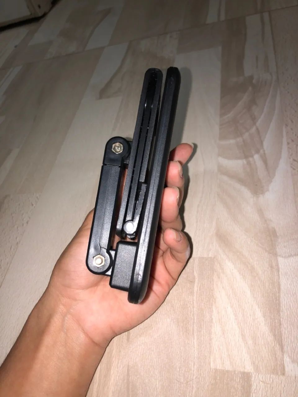Suporte de Celular Ajustável - Ideal para Vídeos e Live - Foto 4