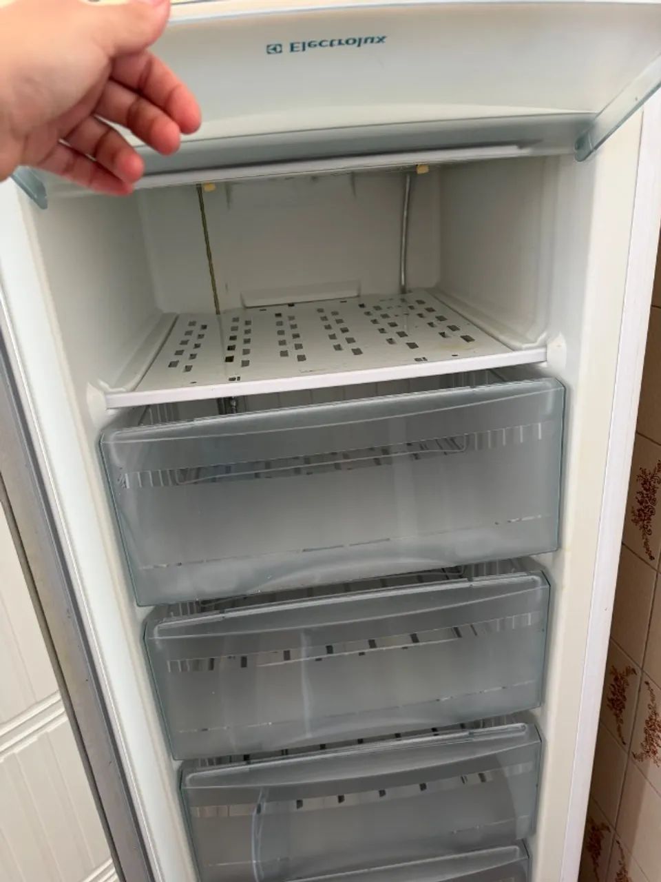Freezer FE22 eletrolux  - Foto 4