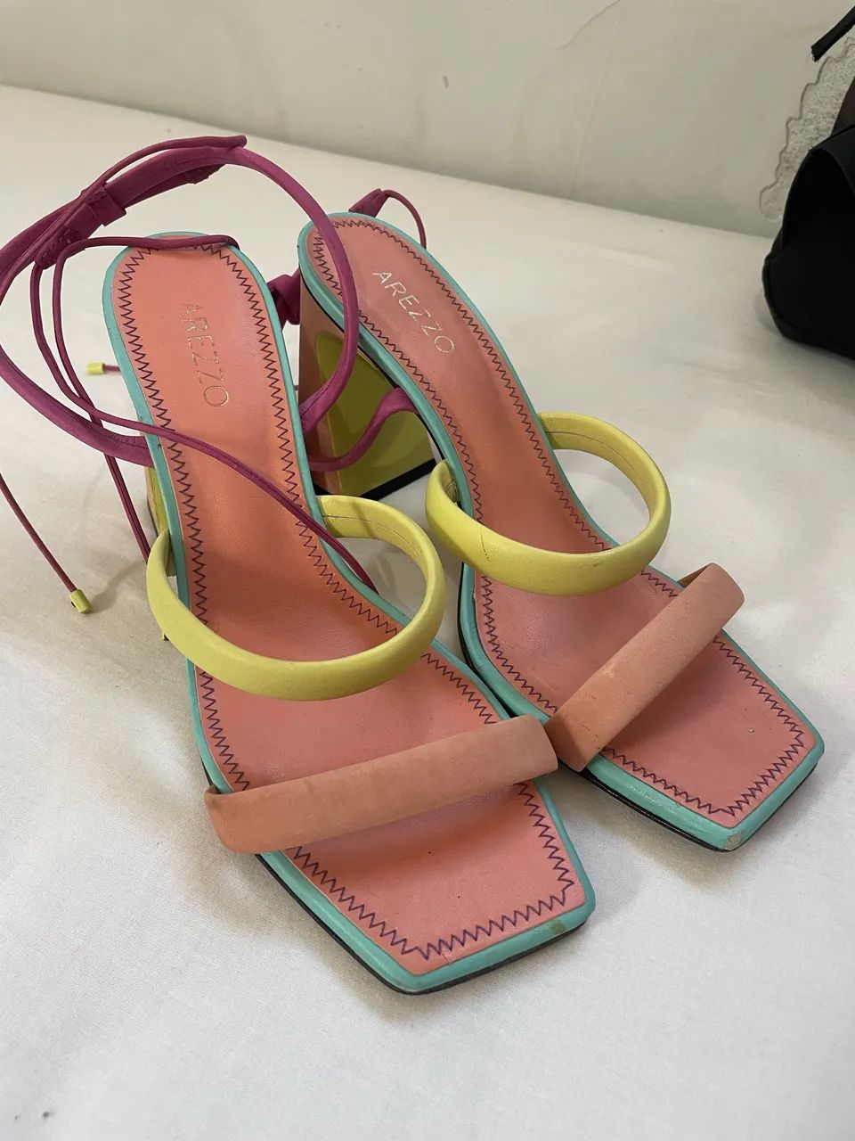Sandália Arezzo 38 - Foto 2