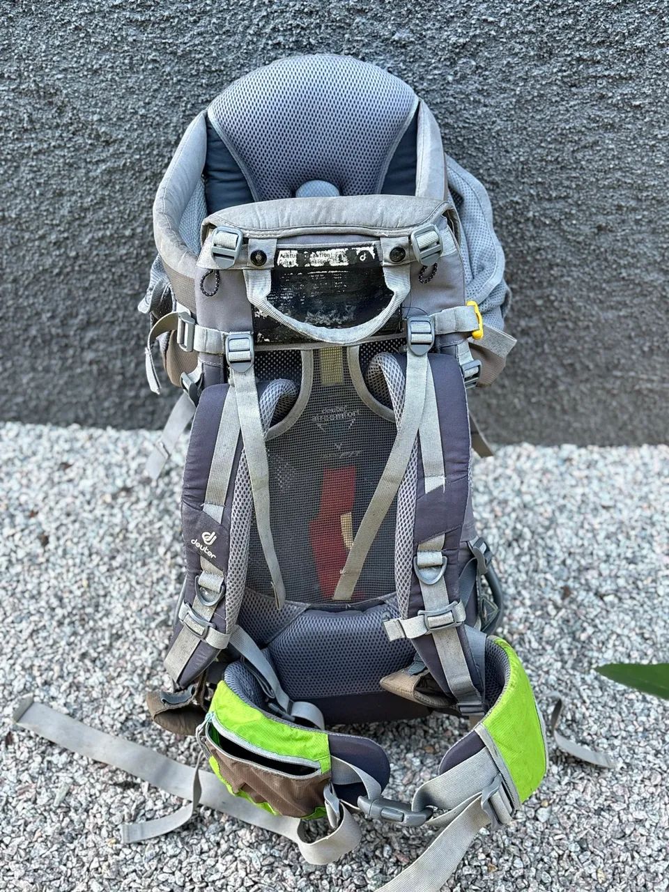 Mochila Deuter Kid Confort Air Verde - Foto 2