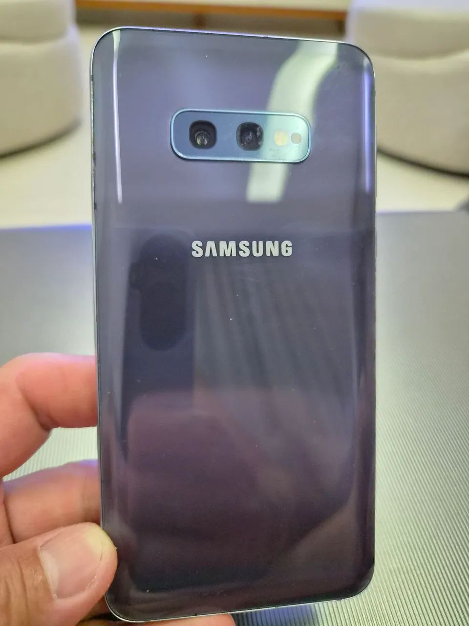 Vendo Samsung S10e  - Foto 3