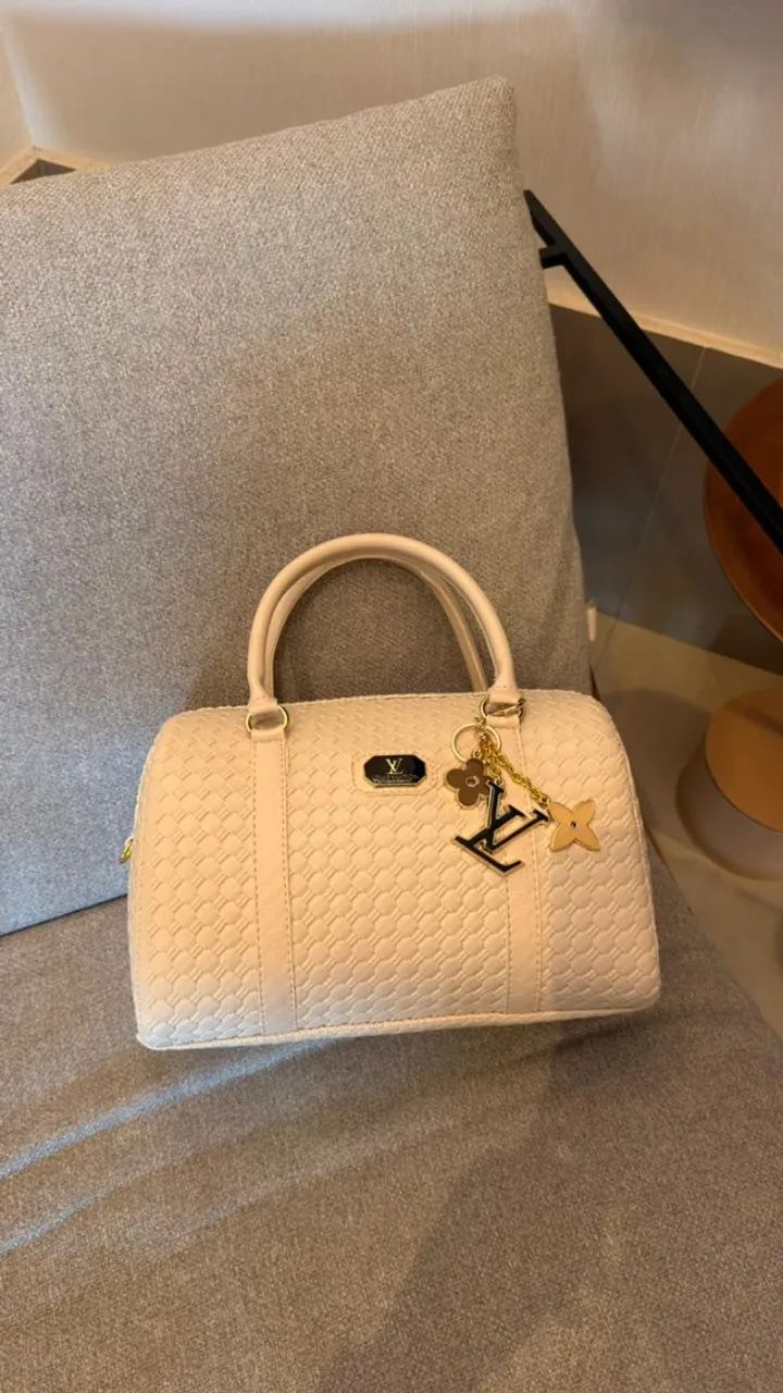 Bolsa Baú Louis Vuitton Grande Premium com Alça Transversal - Foto 2