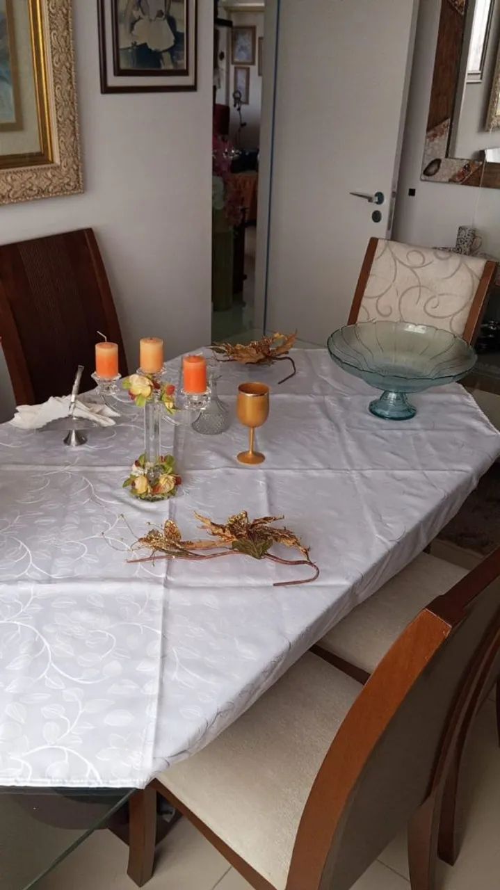 Mesa de jantar madeira e  vidro com 6 cadeiras - Foto 3