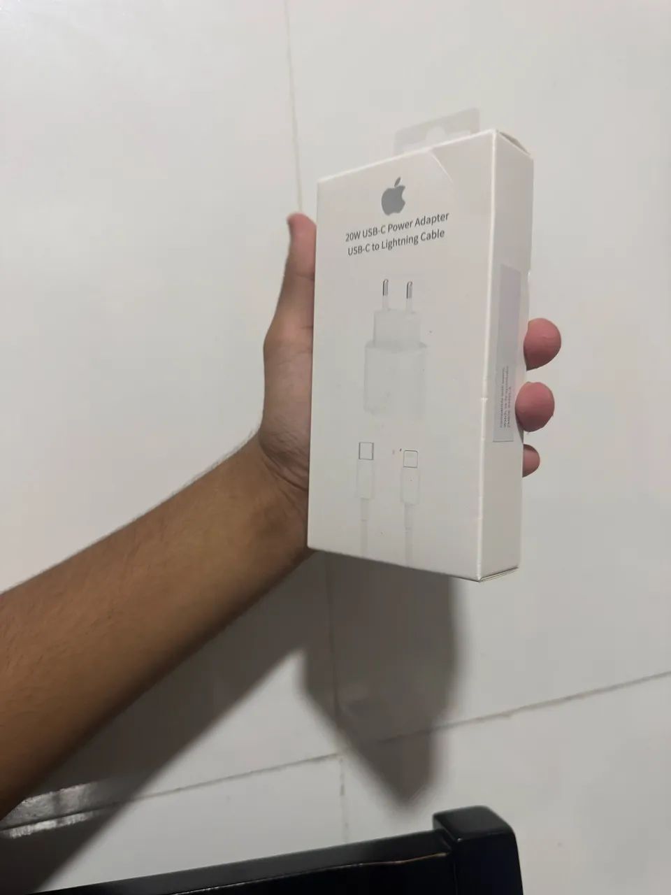 Carregador de iPhone: cabeça e cabo