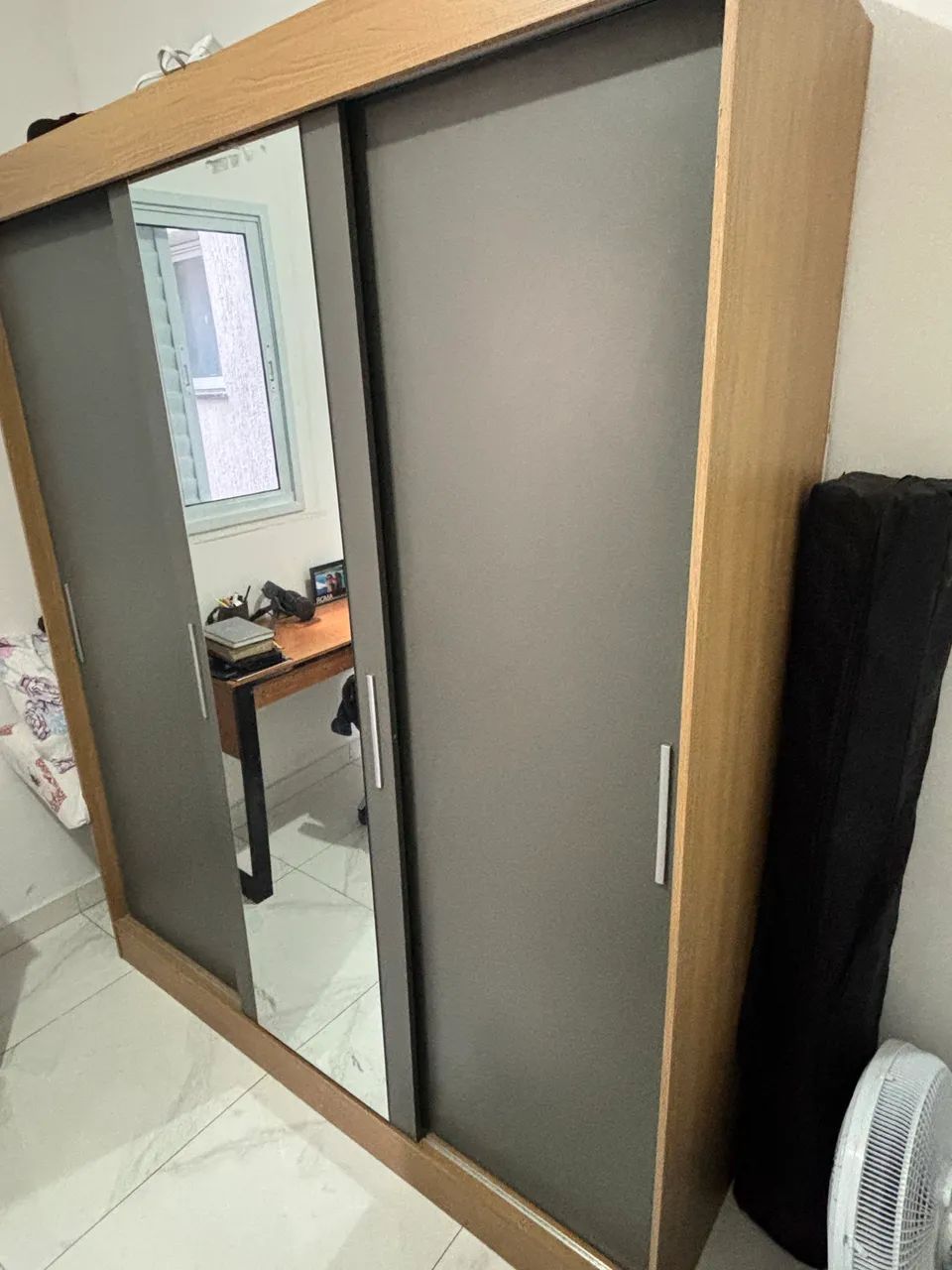 Guarda-roupa 