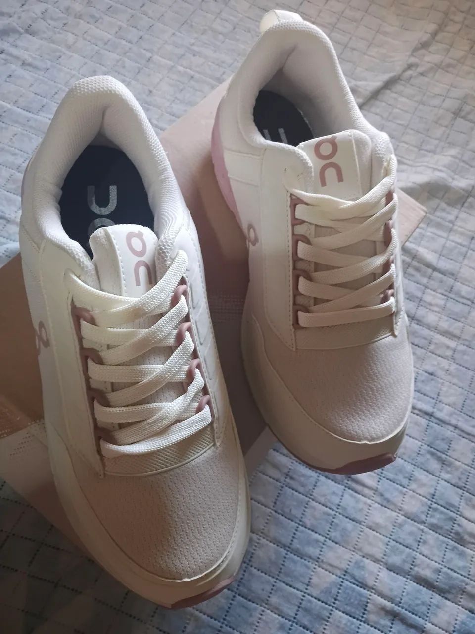 Tênis feminino 