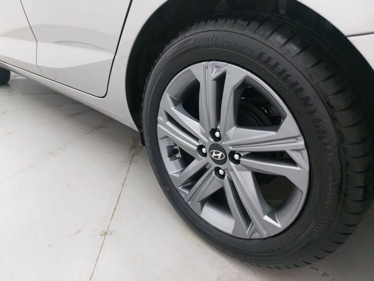 Hyundai HB20S Limited 1.0 TB Flex 12V Aut., foto 12 de 18