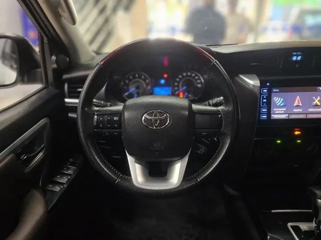 Toyota Hilux SW4 SR 4X2 2.7/ 2.7 Flex 16V Aut. 2017