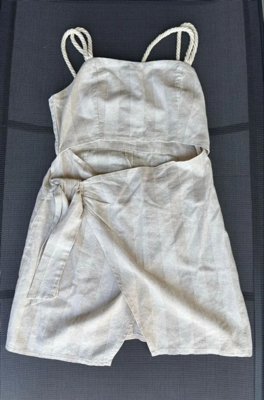 vestido bege - Foto 2