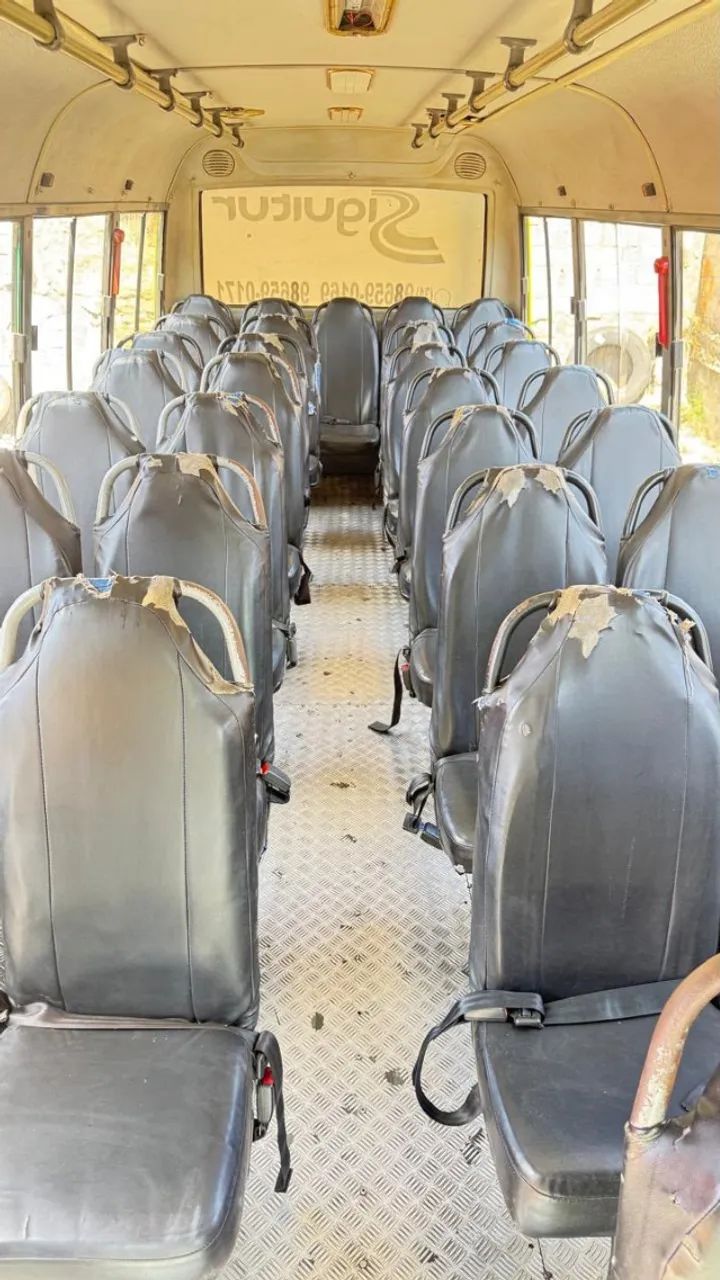 Micro Ônibus  Volare W8 2005    $75.000,00 - Foto 4