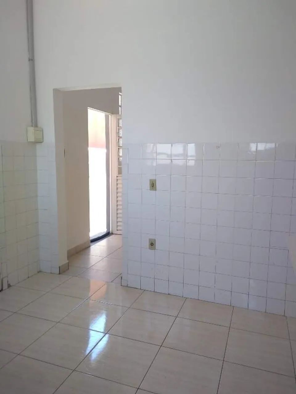 CASA 02 QUARTOS - QUINTAL / SEM VAGA DE GARAGEM - Foto 5